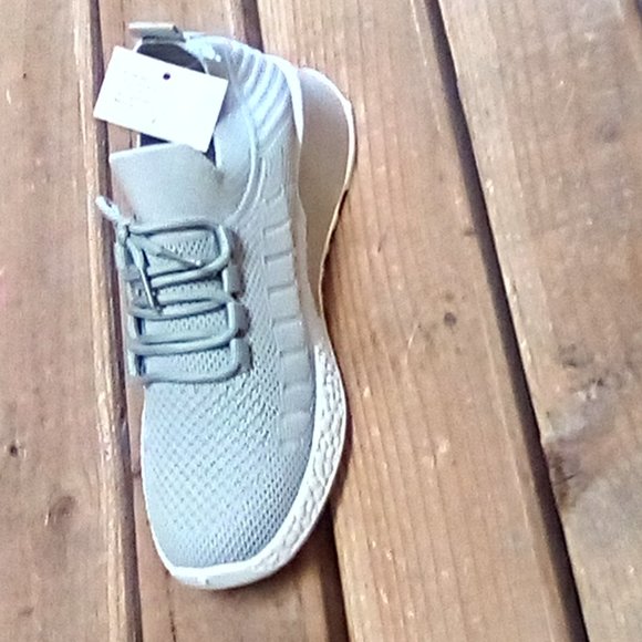 Shoes - Women’s  Tennis shoes